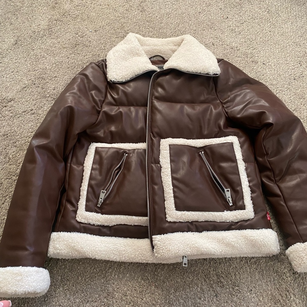 Levi’s Woman’s Breanna Puffer Jacket